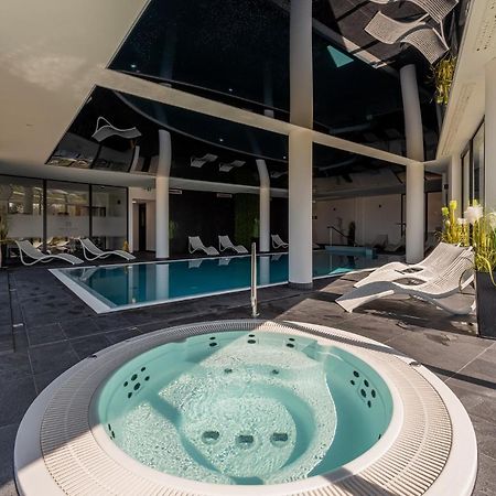 Horyzont Apartamenty - Apartamenty Westin House Sauna, Basen I Silownia كولوبرزيغ المظهر الخارجي الصورة